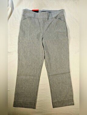 NWT Size 8 Hilary Radley Pull-On Stretch Grey Pinstripe Cropped Pants